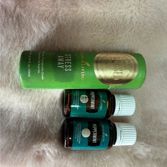 Young Living Essential Oil Collection with Diffuser - Picture 7 of 10